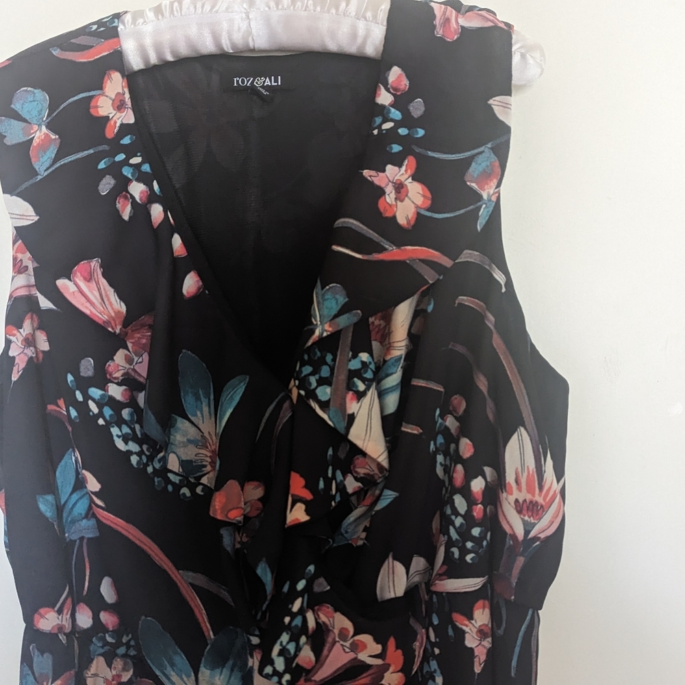 Roz & Ali Floral Dress